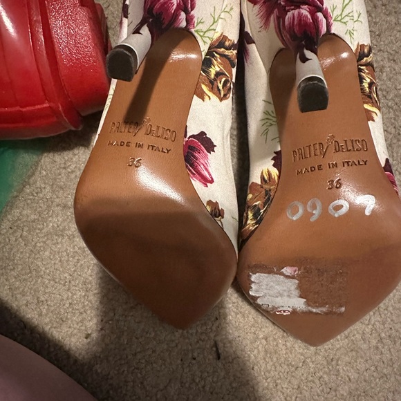 Palter DeLiso Made in Italy Floral Heels - Picture 2 of 3